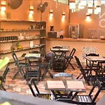 Kalug - Suíte completa em Village para até 3 pessoas à 850m da Praia do Parracho - Piscina&Cozinha